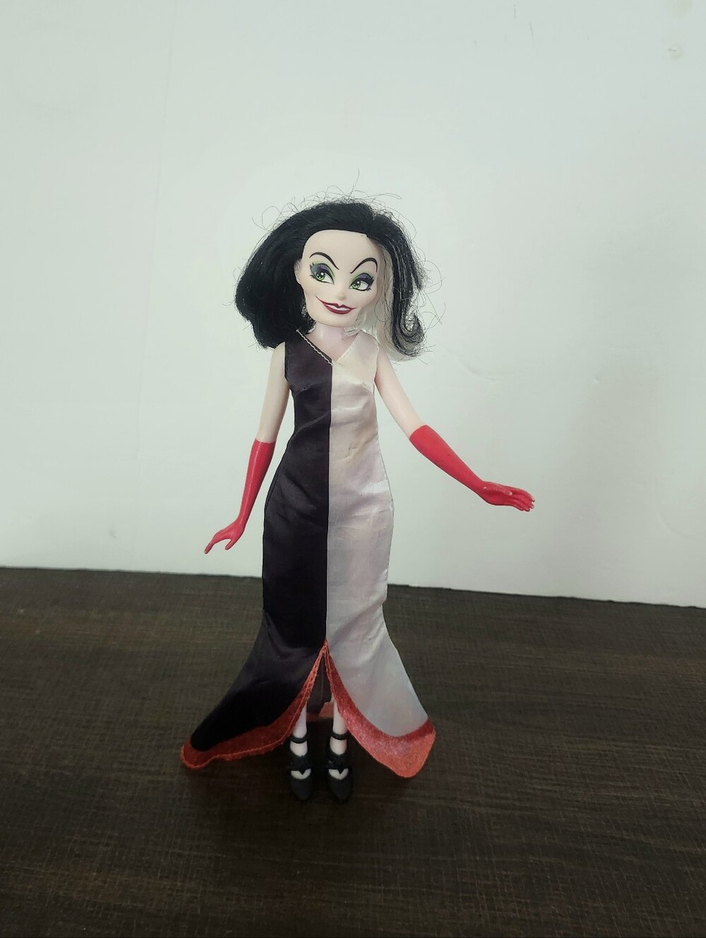 Cruella de Ville Doll